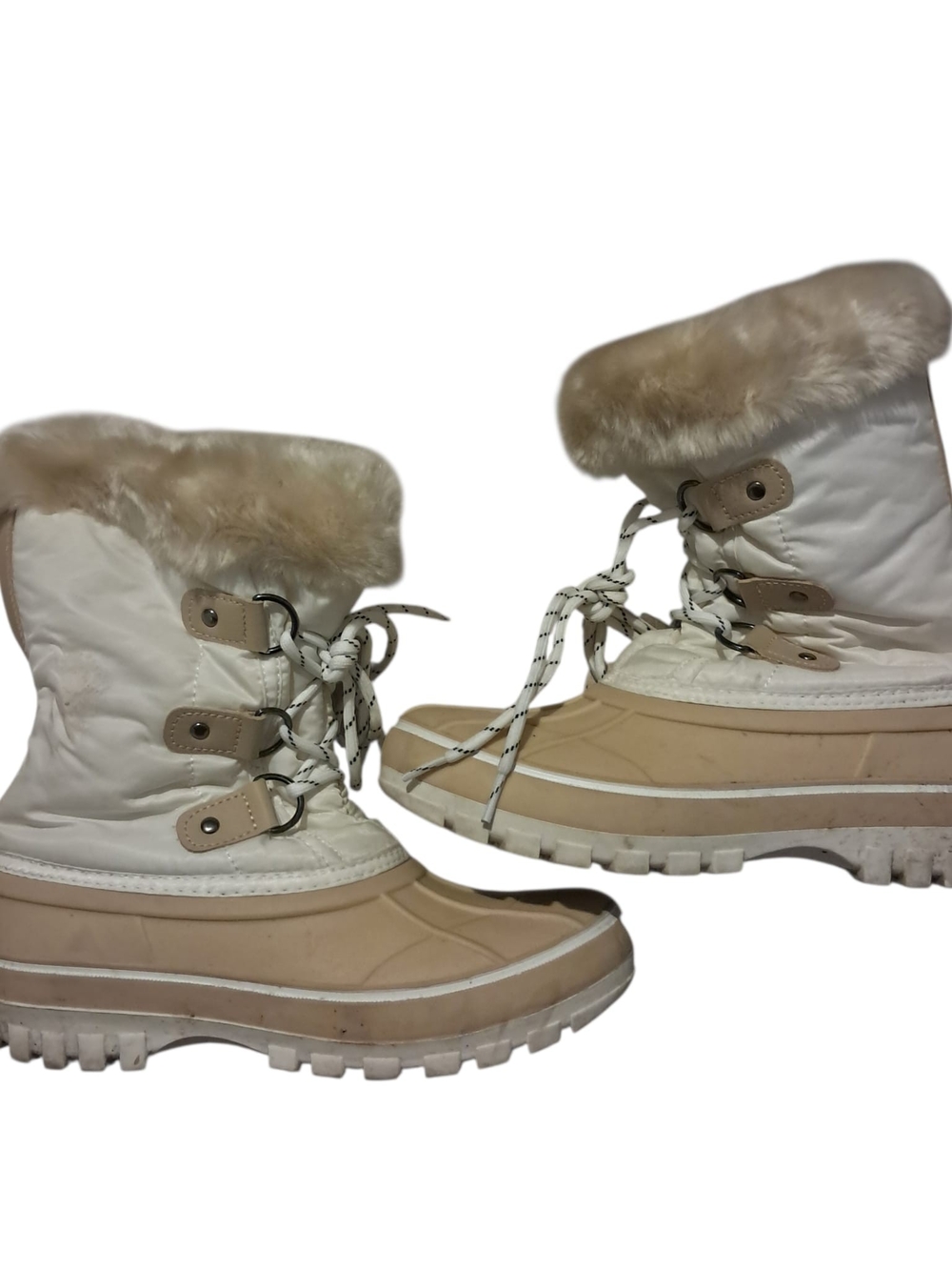 Women’s Winter Lace-Up Ankle Boots in Ivory and Beige
